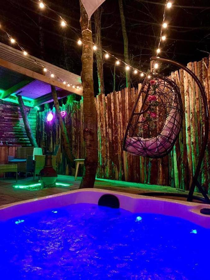 Camping pour 7 personnes, avec Jacuzzi et Jardin ainsi que Sauna et Vue