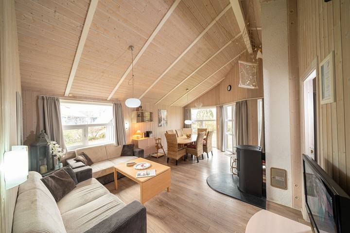 Ferienpark für 6 Personen, mit Whirlpool und Terrasse sowie Garten und Sauna in Otterndorf