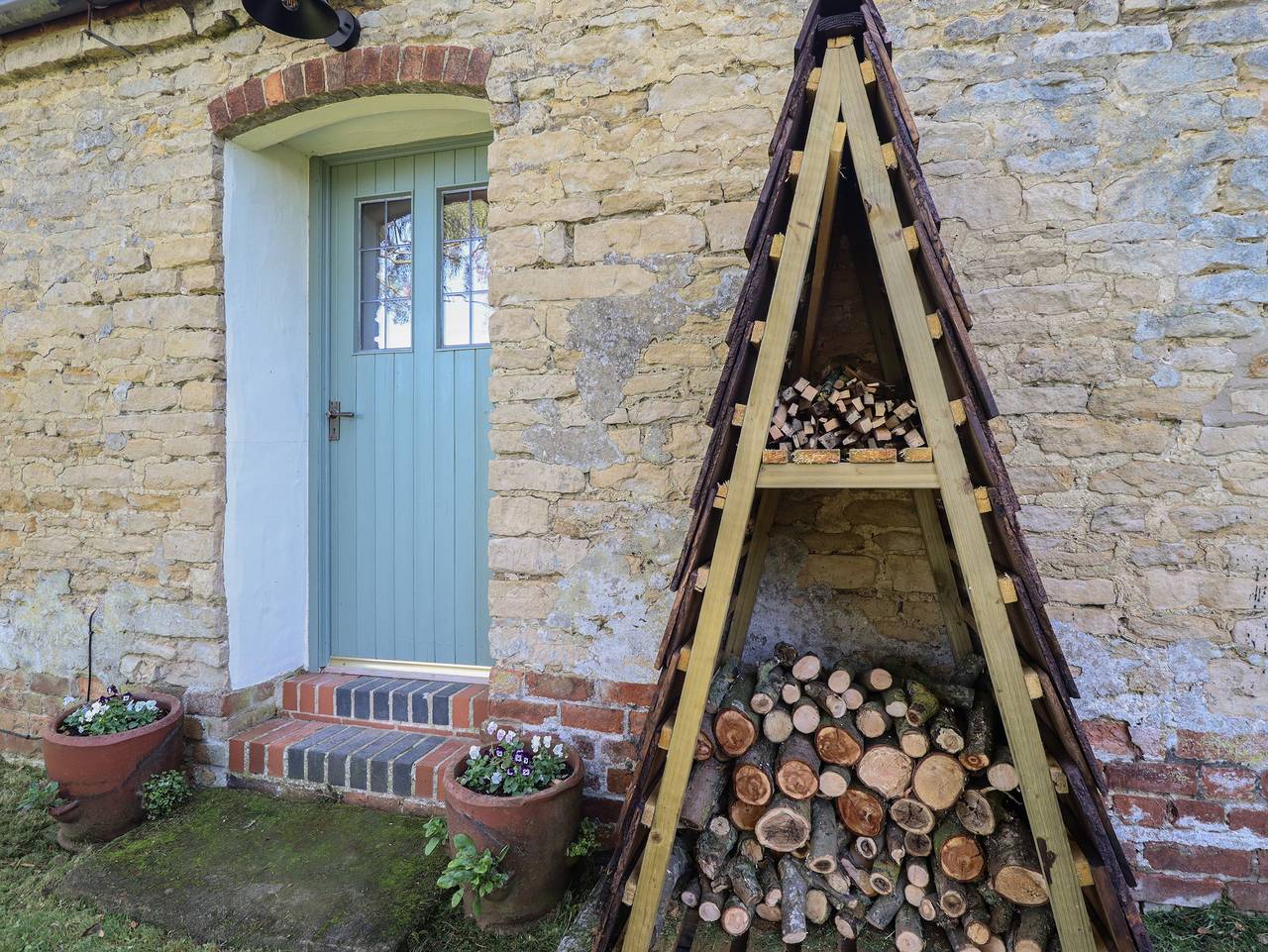 Swallow's Nest in North Lincolnshire