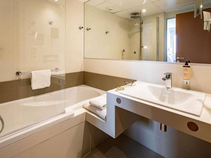 Hôtel pour 2 personnes, avec jardin, animaux acceptés à Angoulême - 4