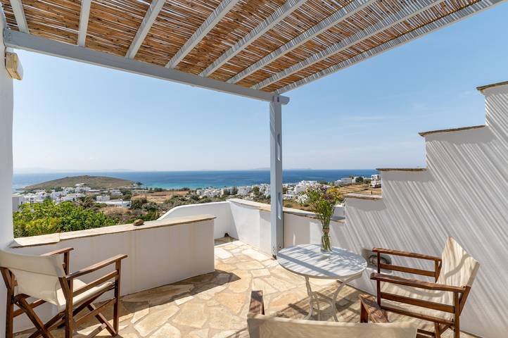 Location de vacances pour 3 personnes, avec jardin et balcon dans Tinos - 2