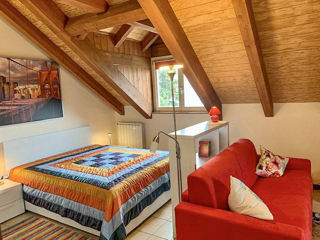 Gîte pour 2 personnes, avec piscine ainsi que vue sur le lac et jardin, animaux acceptés dans Baveno - 3