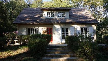 Cottage pour 15 personnes, avec vue et vue sur le lac ainsi que terrasse et jardin, animaux acceptés dans Pontgouin