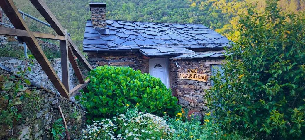 Casa de férias para 4 pessoas, com Varanda e Terraço e ainda Jardim and Vista em Seia