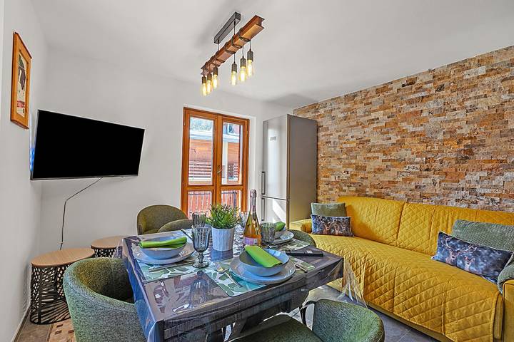 Gîte pour 4 personnes, avec balcon dans Borgata Sestriere