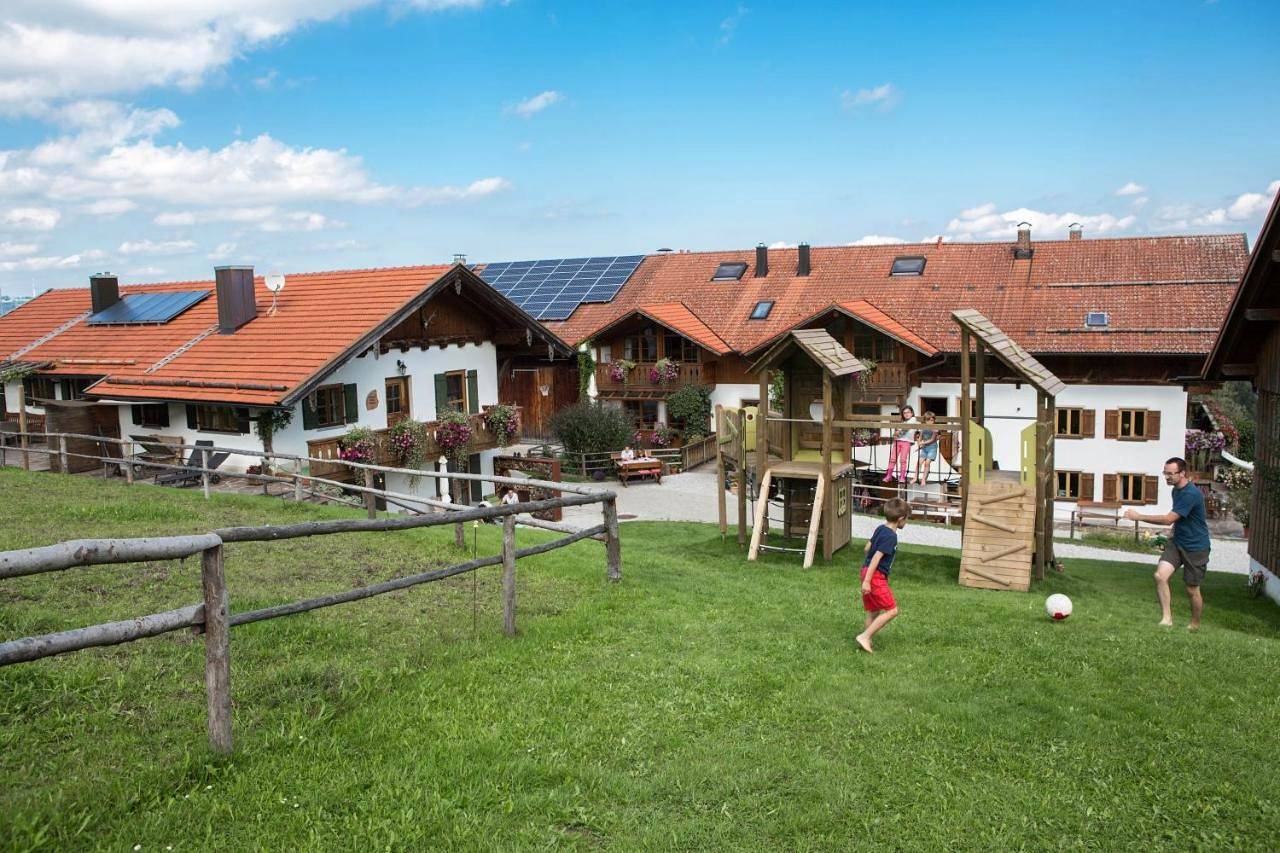 Ganze Wohnung, One-Bedroom Apartment in Böbing, Pfaffenwinkel
