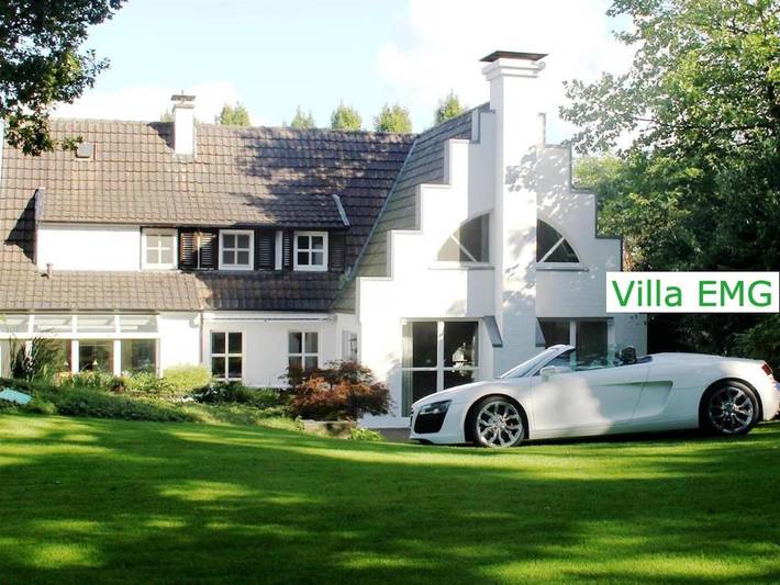 Ferienhaus für 17 Personen, mit Whirlpool und Terrasse sowie Garten und Pool in Emsdetten