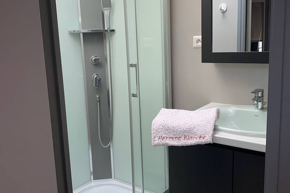 Appartement entier, Chambre D'Hotes à 5 mn des bords de la Rance in Calorguen, Région de Dinan
