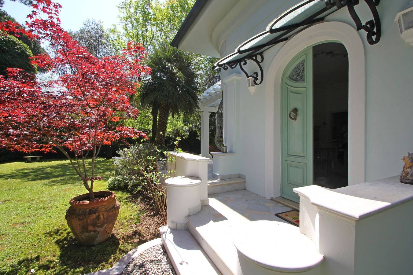 Villa Poveromo in Massa (desambiguación), Costa de la Maremma