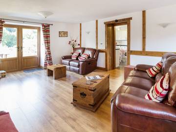 Glamping for 5 People in Shropshire, West Midlands, Photo 2