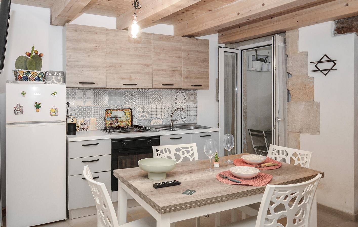 Appartement moderne en bord de mer : Wi-Fi, climatisation, parking - à 1 km de Syracuse in Syracuse, Province de Syracuse