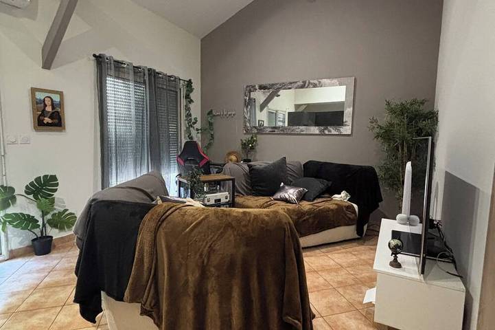 Location de vacances pour 4 personnes à Saint-Bonnet-de-Mure