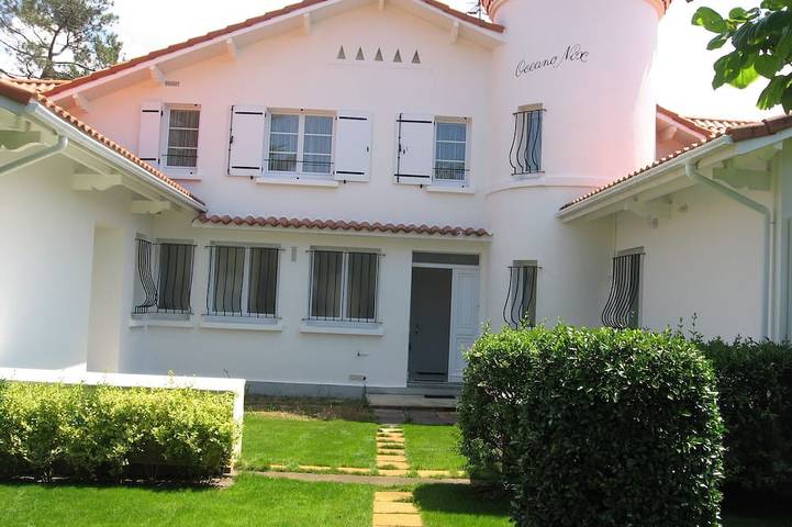 Appartement de vacances pour 4 personnes, avec terrasse et jardin à Mimizan