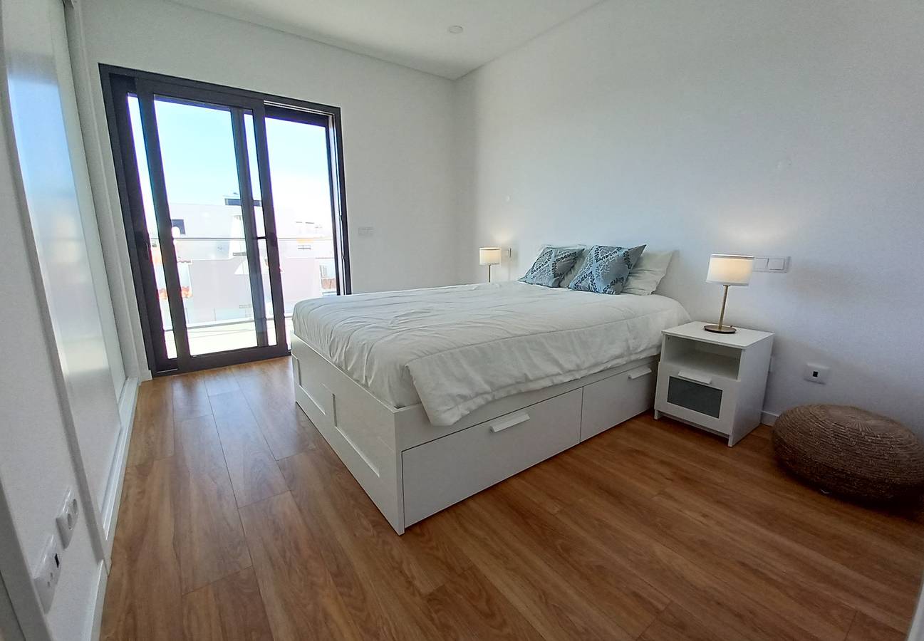 Apartamento inteiro, T3 Alto Forte -Vista Mar,Ar Condicionado,Garagem in Quarteira, Sul De Portugal