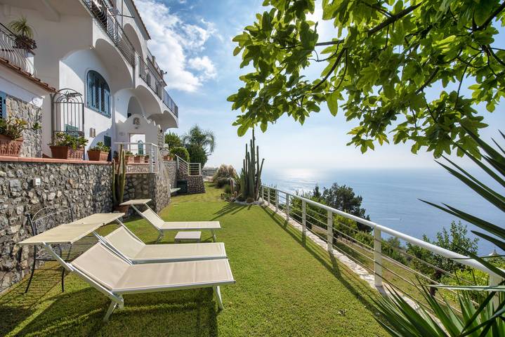 Apartamento de vacaciones para 5 personas, con vistas y jardín - 1