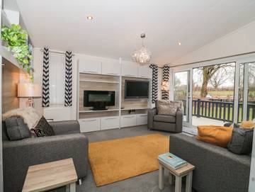 Chalet for 4 People in Cranborne Chase, South West England, Photo 3