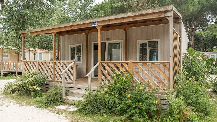 Camping voor 5 personen, met zwembad en terras in Lido di Jesolo