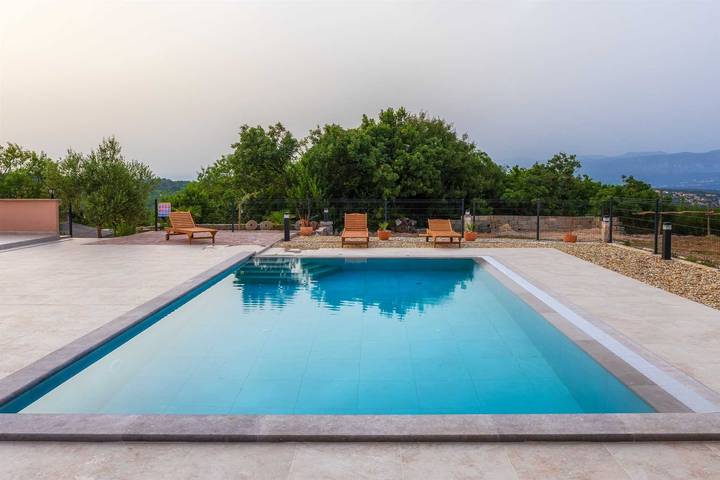 Villa mit pool für 8 Personen, mit Pool und Garten auf Krk - 3