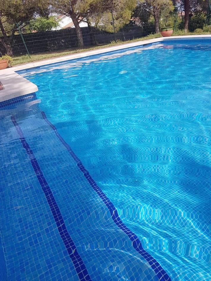 Casa rural para 14 personas, con Balcón y Jacuzzi además de Terraza y Jardín en Vendrell