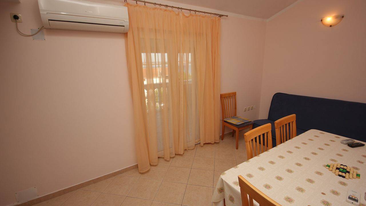Ganze Ferienwohnung, Ferienwohnung für 5 Personen (45 m²) in Kraj in Kraj, Pasman
