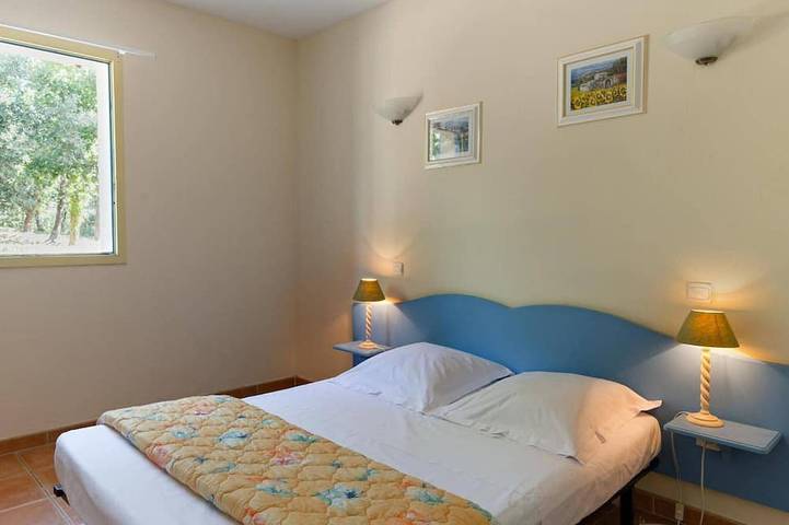 Location de vacances pour 7 personnes, avec jardin et piscine à Gaujac - 2