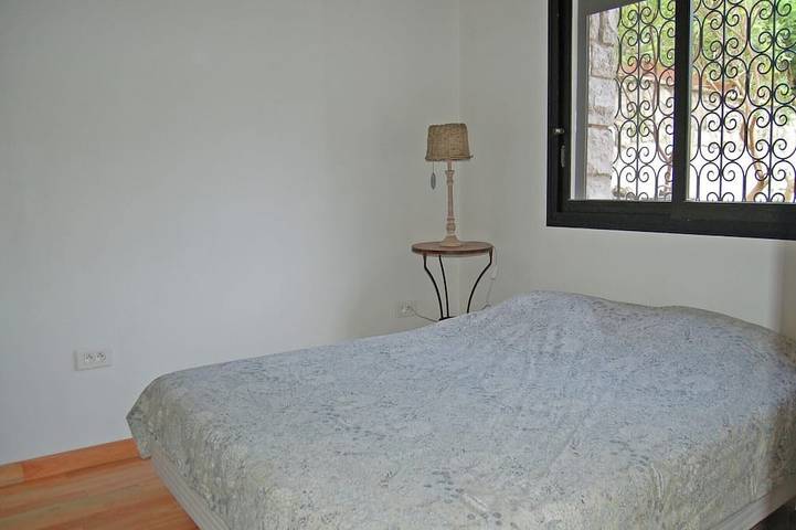 Gîte pour 6 personnes, avec Terrasse ainsi que Jardin et Piscine à La Turbie - 2