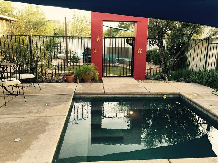 Holiday rental for 6 people, with hot tub and garden, with pets in Tucson