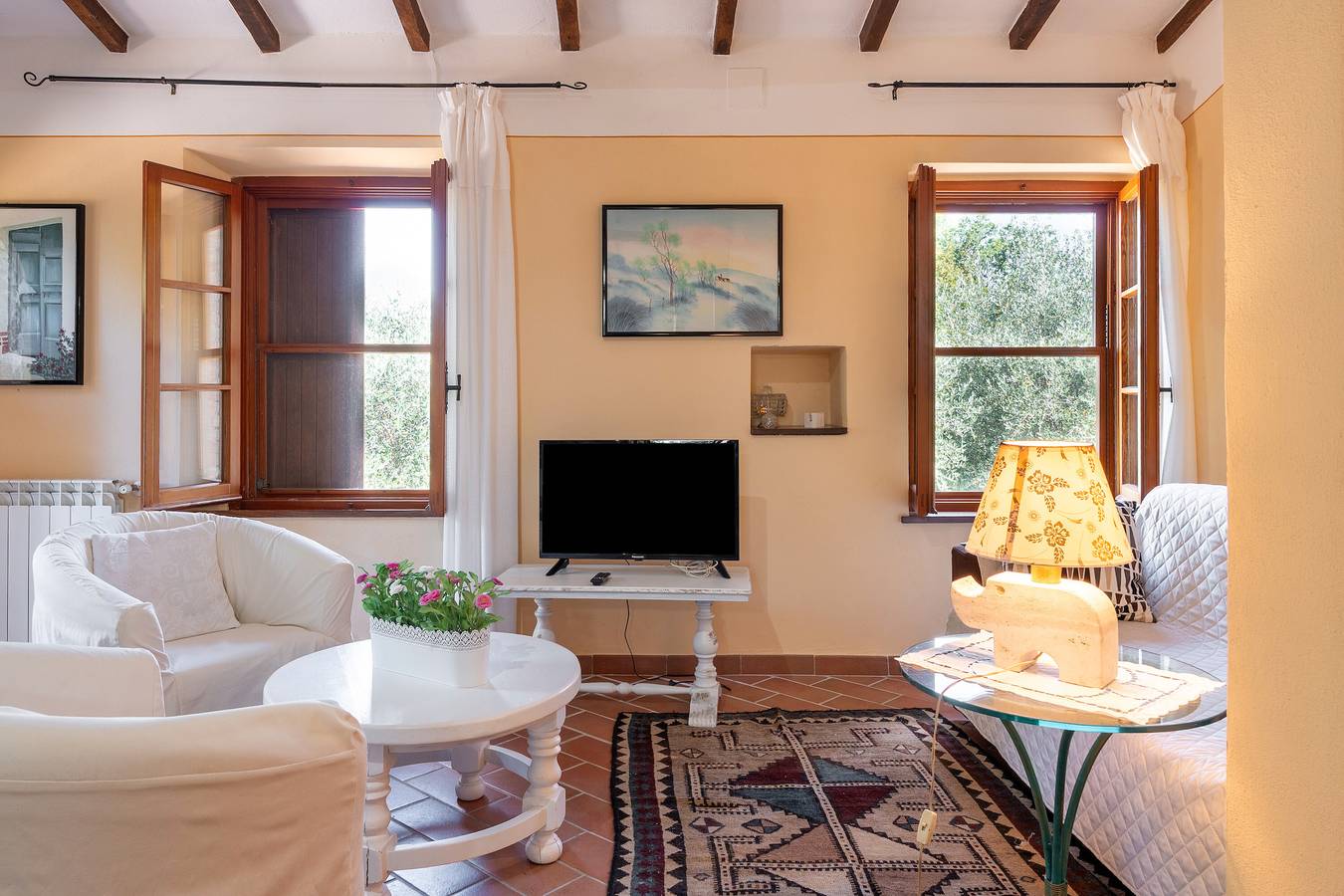 Apartamento entero, Apartamento 'Villa Rosa' con vistas a la montaña y balcón in Torrita di Siena, Provincia de Siena