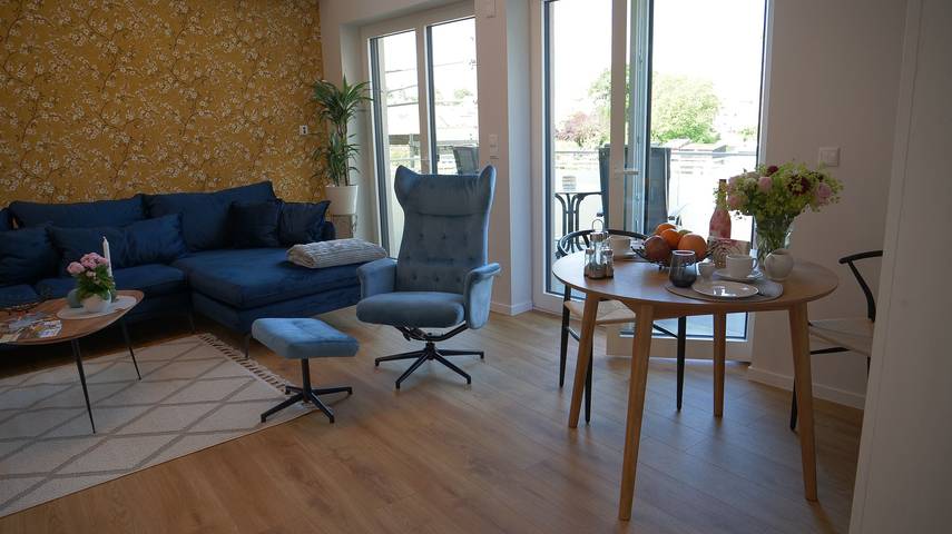 Ferienwohnung für 2 Personen, mit Sauna und Seeblick sowie Garten in Malchow