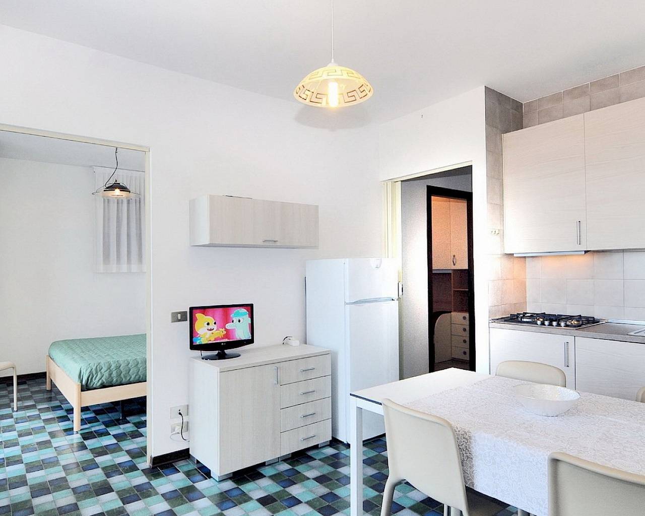 Geheel vakantieappartement, Onda Azzurra B8 in Caorle, Provincie Venetië