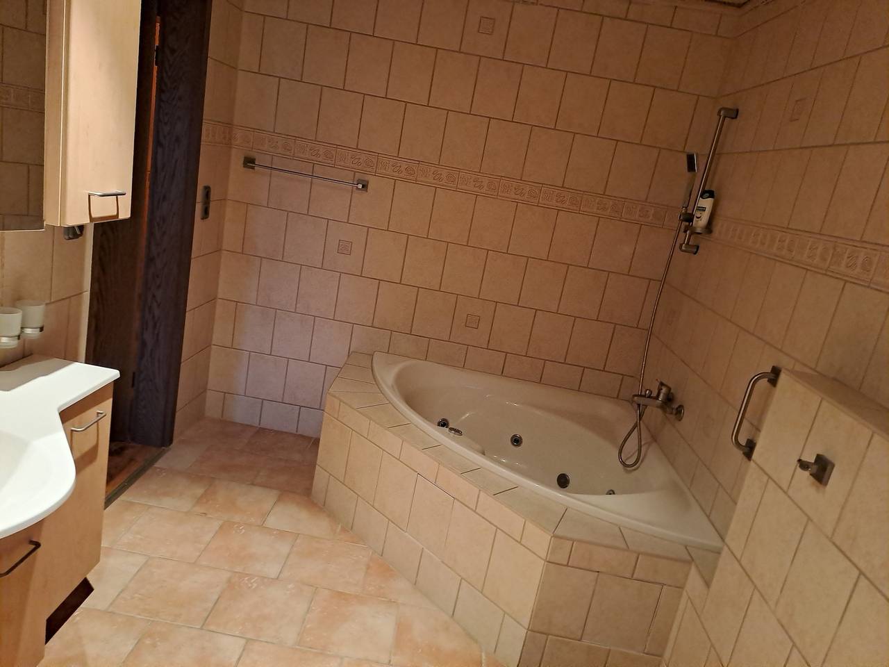 Ganze Ferienwohnung, Geräumige 5 Zimmerwohnung in Peitz, Peitz (Geimende)