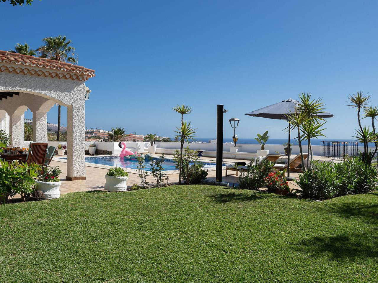 Villa Monteluz: Mediterraner Luxus mit Privatpool in Miraverde, Adeje
