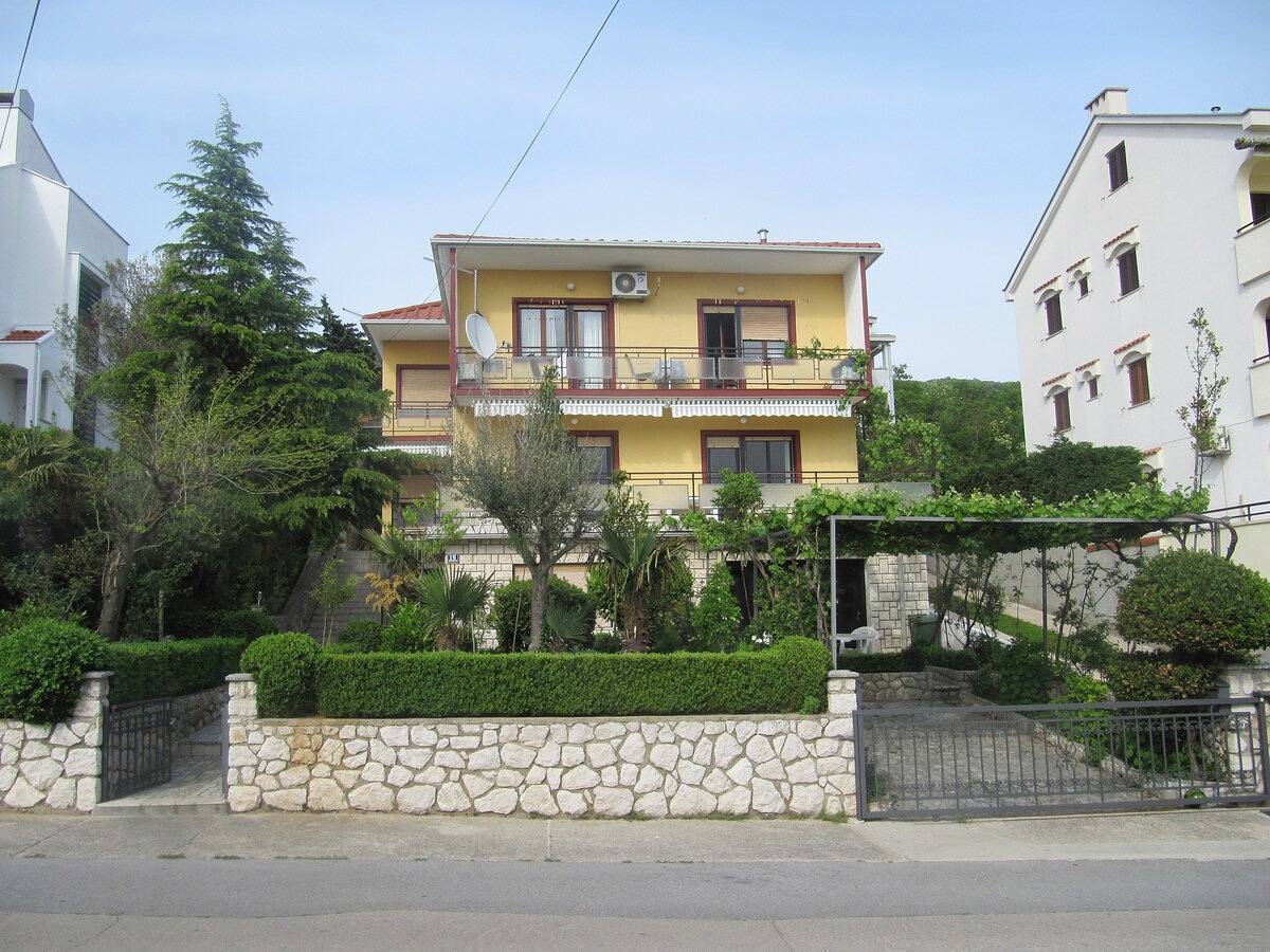 Appartamento vacanze a Kvarn a partire da 115€ a notte