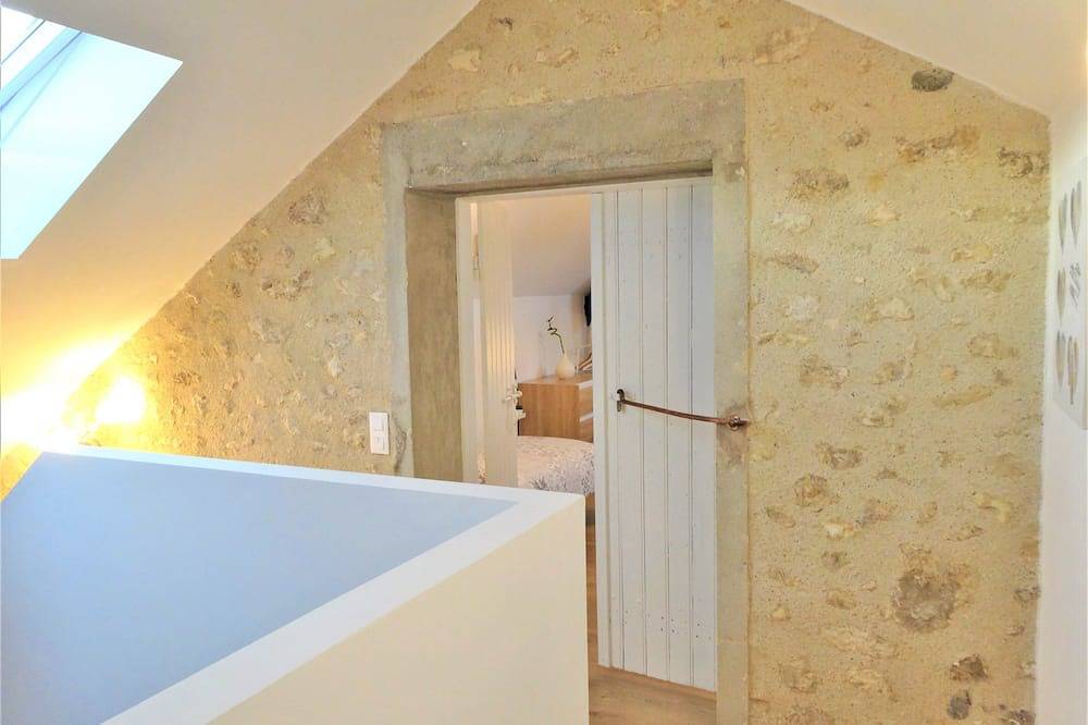 Appartement entier, Au cœur du vignoble - Spa, massages près de Reims in Unchair, Marne