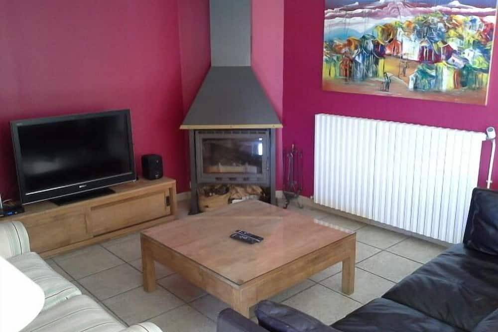 Beautiful south facing villa with large pool in Peypin, Marseille region