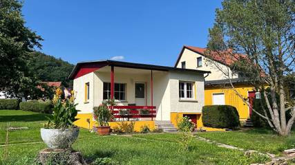 Ferienhaus für 2 Personen, mit Garten, kinderfreundlich in Wartburg