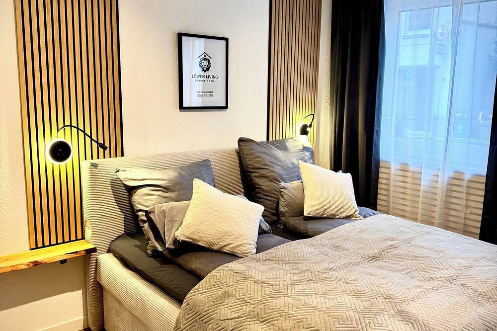 Entire apartment, ★ New & Renovated ★ Modern apartment Stylish design living in Braunschweig (Germany), Brunswick Region