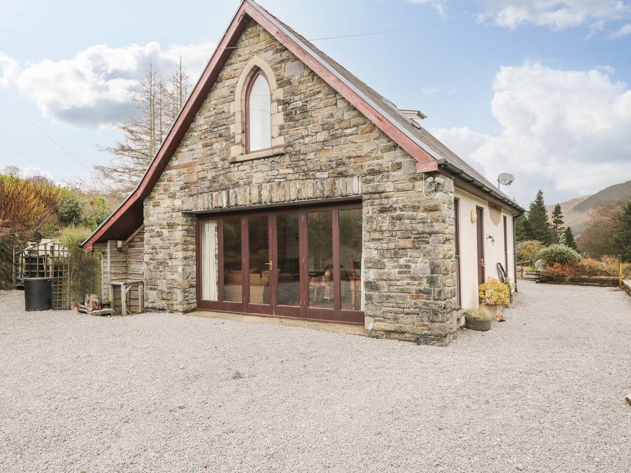 Lodge for 4 People in Powys, Mid-Wales