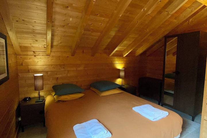 Chalet pour 6 personnes, avec jardin et jacuzzi, animaux acceptés à Les Contamines-Montjoie - 4