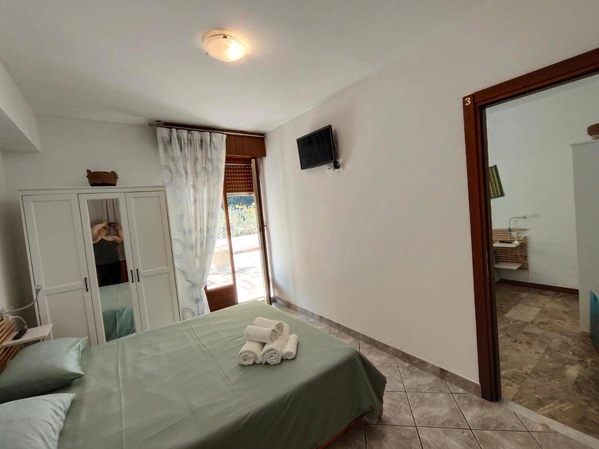 Casa Glicine in Finale Ligure, Commune de Finale Ligure