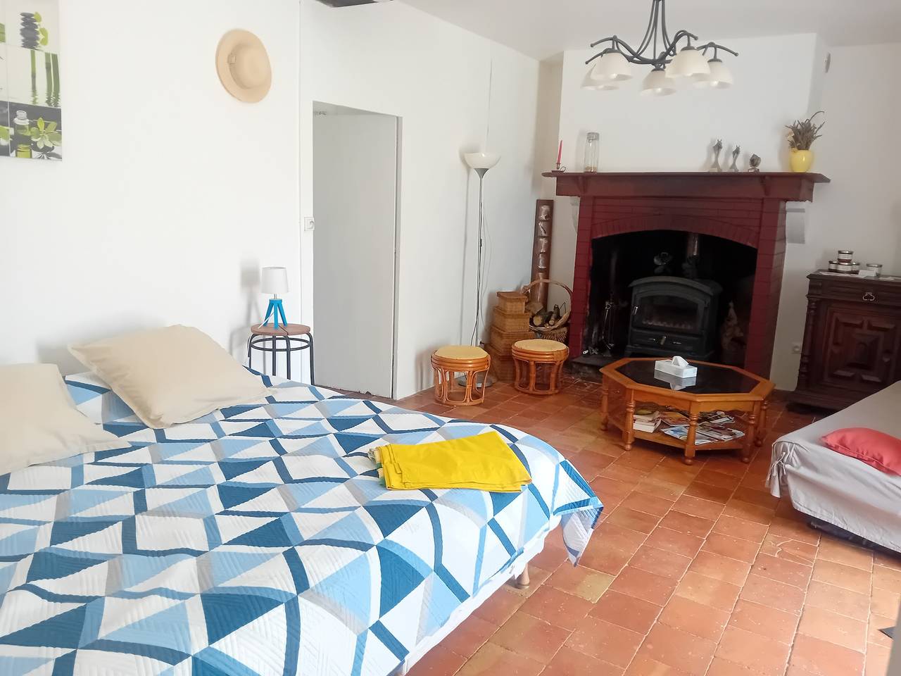 Studio entier, Gîte « Gite À La Ferme - Pardaillan » avec jardin privé et Wi-Fi in Pardaillan, Région de Marmande