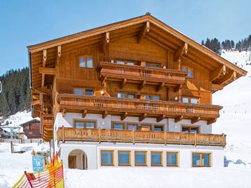 Ferienwohnung für 6 Personen, mit Garten und Balkon in Königsleiten