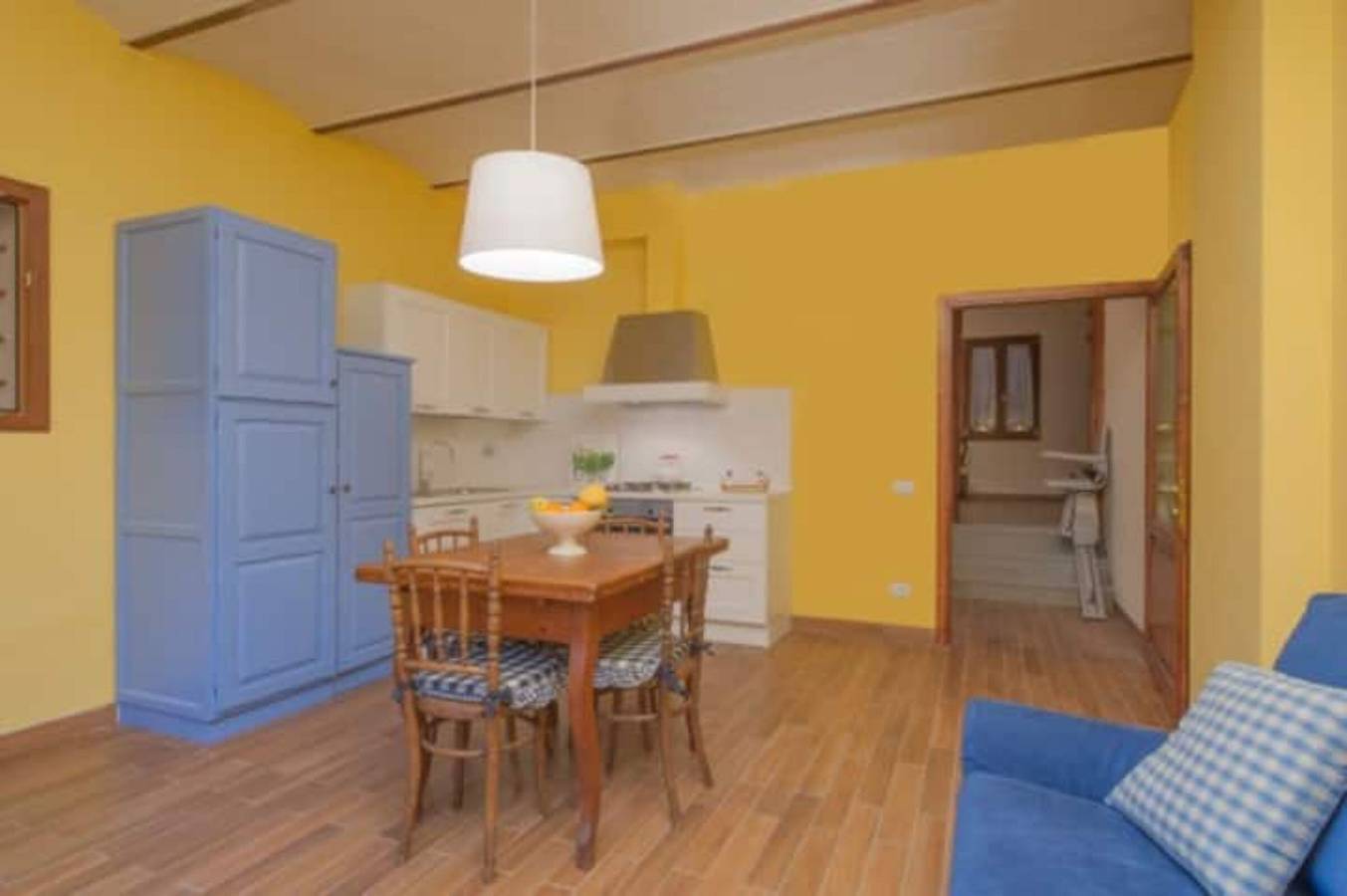 Appartement entier, Casina – Appartement toscan avec piscine au cœur des vignes et oliviers in Montespertoli, Province de Florence