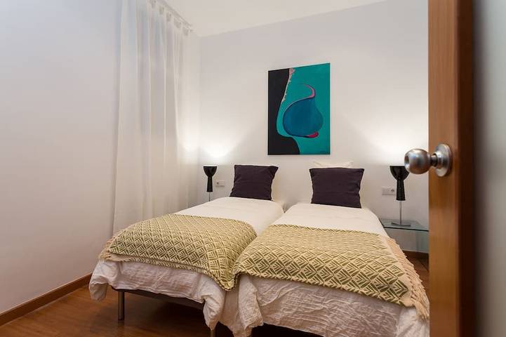 Ganze Wohnung, Helle und ruhige Wohnung im Herzen von Barcelona. Voll ausgestattet. Neu renoviert! in Barcelona Zentrum, Barcelona