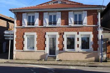 Gîte pour 12 personnes, avec terrasse à Éclaron-Braucourt-Sainte-Livière