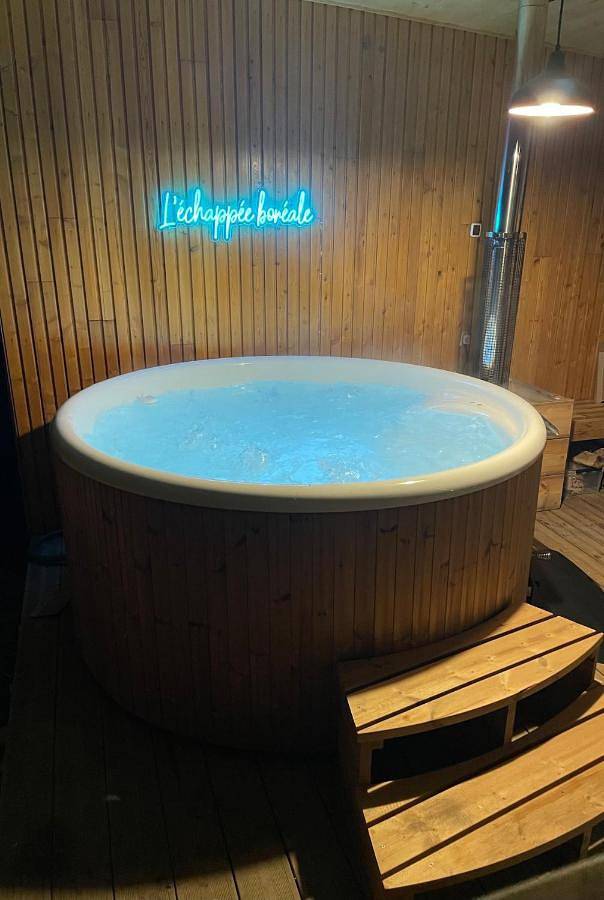 Maison de vacances pour 4 personnes, avec sauna ainsi que terrasse et jacuzzi