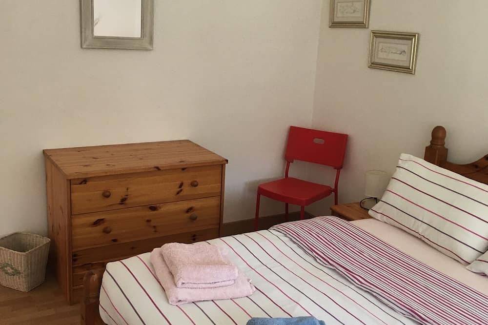Appartement entier, Appartement confortable avec un joli jardin privée in Laroque-des-Albères, Côte méditerranéenne (France)
