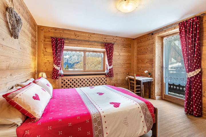 Gîte pour 4 personnes, avec jardin à Cogne - 2