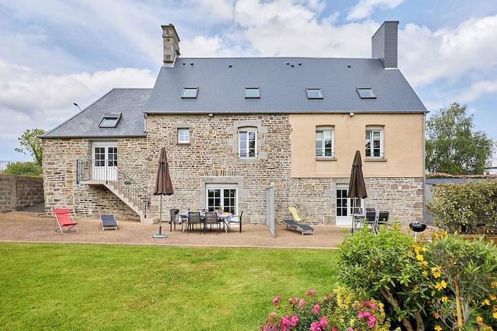 Location de vacances pour 12 personnes, avec Terrasse et Jardin à Fleury (Normandie)