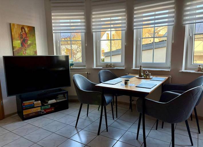 Ferienwohnung für 4 Personen, mit Ausblick und Seeblick sowie Terrasse in Schalkenmehren - 2
